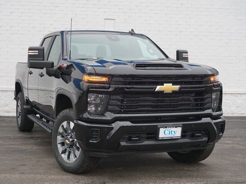 New 2026 Chevrolet Silverado 2500 Custom w/ Custom Value Package image 4
