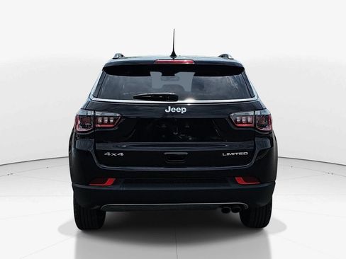 Used 2022 Jeep Compass Limited AWD/4WD image 7