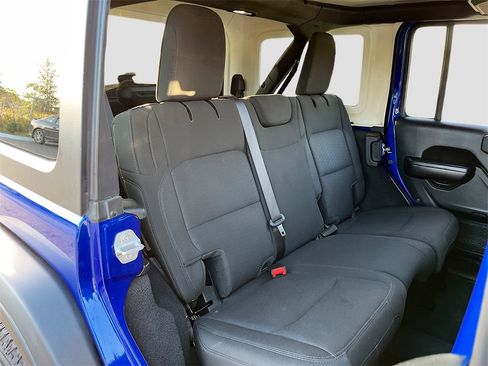 Certified 2020 Jeep Wrangler Unlimited Sport S image 24