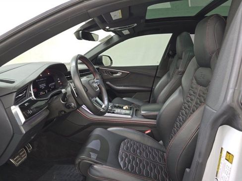 Used 2023 Audi RS Q8 AWD/4WD image 4