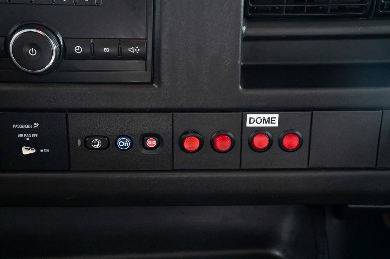 Used 2014 Chevrolet Express 2500 w/ Cold Climate Package RWD image 23