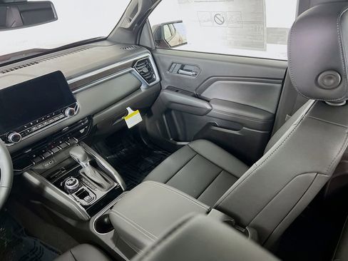 New 2026 GMC Canyon Elevation w/ Convenience Package image 22