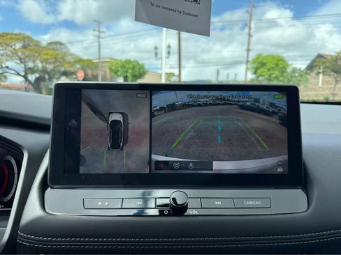 New 2026 Nissan Rogue Platinum image 8