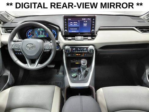 Used 2022 Toyota RAV4 Limited AWD/4WD image 9