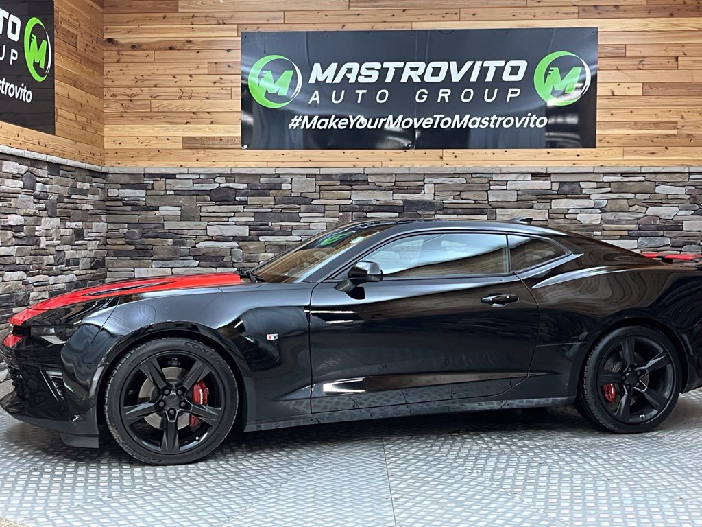 Used 2016 Chevrolet Camaro SS RWD image 10