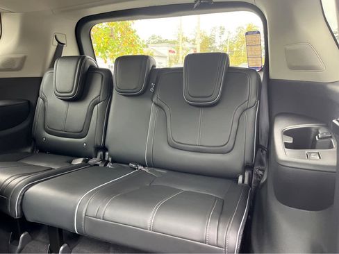 Certified 2025 INFINITI QX80 Sensory AWD/4WD image 7
