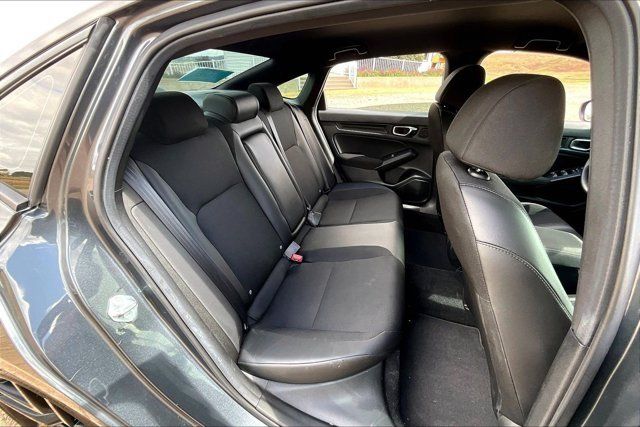 Used 2025 Honda Civic Sport image 25