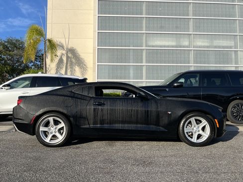 Used 2023 Chevrolet Camaro LT image 6