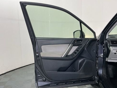 Used 2015 Subaru Forester 2.5i Premium w/ All-Weather Package image 18