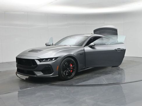 Used 2024 Ford Mustang GT Premium image 28