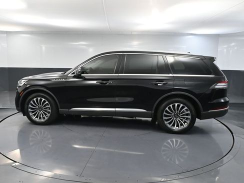 Used 2023 Lincoln Aviator Reserve w/ Class IV Trailer Tow Package image 10