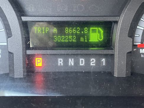 Used 2009 Ford E-350 and Econoline 350 XLT image 22