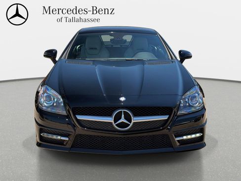 Used 2015 Mercedes-Benz SLK 250 image 2