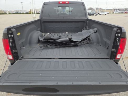 Used 2019 RAM 1500 Classic SLT image 19