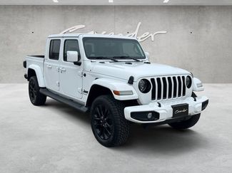 Used 2023 Jeep Gladiator Overland video 2
