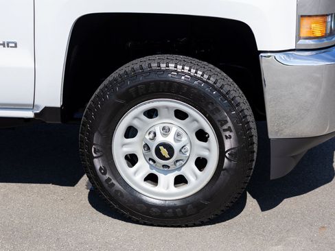 Used 2017 Chevrolet Silverado 3500 W/T RWD image 39