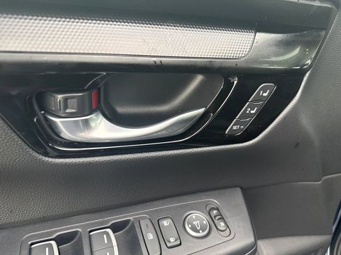Used 2024 Honda CR-V EX-L image 11