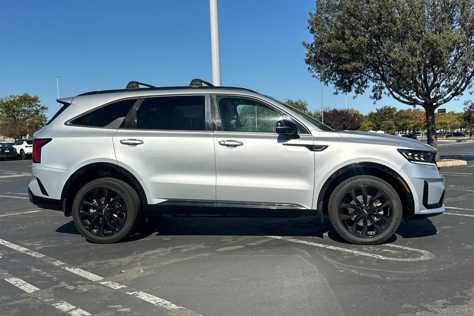 Used 2022 Kia Sorento SX AWD/4WD image 3