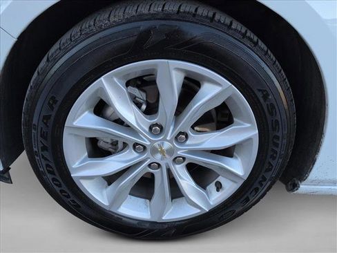 Used 2025 Chevrolet Malibu LT image 25