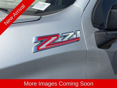 Used 2021 Chevrolet Silverado 1500 RST w/ Z71 Off-Road Package AWD/4WD image 8