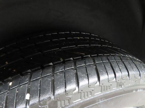 Used 2025 GMC Yukon Elevation w/ Elevation Premium Package image 44