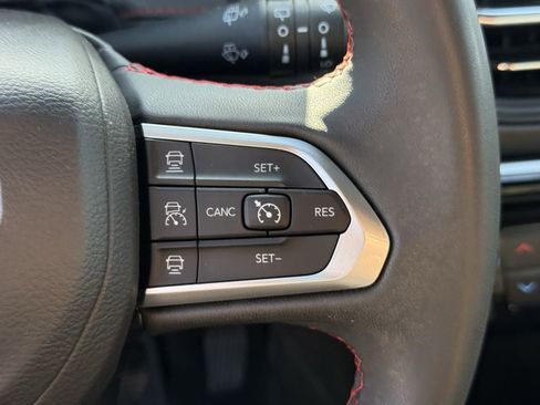 Used 2024 Jeep Compass Trailhawk AWD/4WD image 13