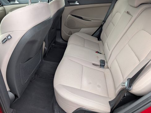 Used 2021 Hyundai Tucson Value image 28