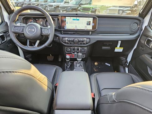 New 2025 Jeep Wrangler Unlimited Rubicon 392 image 15