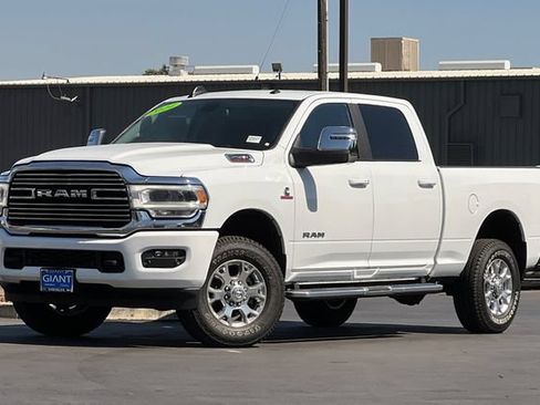 Used 2024 RAM 2500 Laramie AWD/4WD image 8