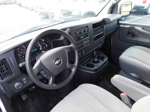 Used 2011 Chevrolet Express 3500 LT w/ LT Preferred Equipment Group image 14