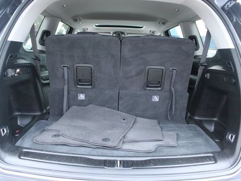 Used 2023 Jeep Grand Cherokee L Laredo w/ Luxury Tech Group I RWD image 47