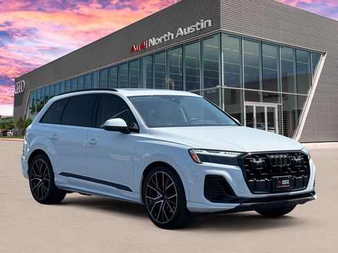 Used 2025 Audi Q7 3.0T Prestige AWD/4WD image 5