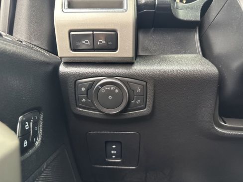 Used 2016 Ford F150 Lariat w/ Equipment Group 502A Luxury image 24