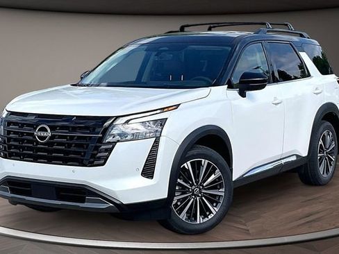New 2026 Nissan Pathfinder Platinum w/ Cargo Package AWD/4WD image 1