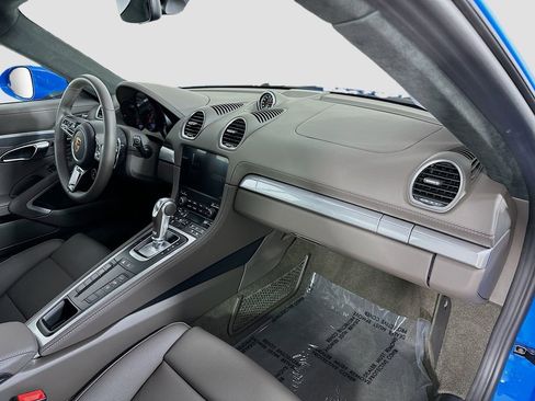 New 2025 Porsche 718 Cayman GTS image 27