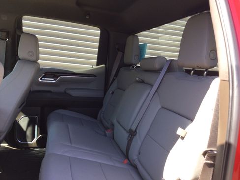 Used 2023 GMC Sierra 1500 SLT w/ SLT Premium Package image 6