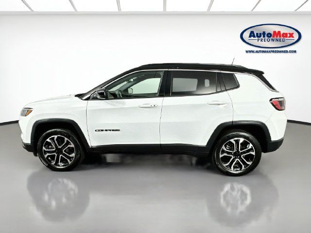 Used 2023 Jeep Compass Limited w/ Sun and Sound Group AWD/4WD image 4