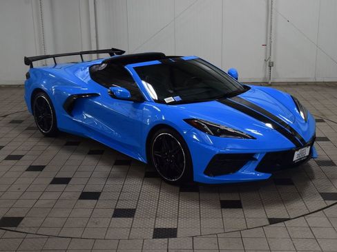 Used 2023 Chevrolet Corvette Stingray Preferred Cpe w/ Battery Protection Package RWD image 10
