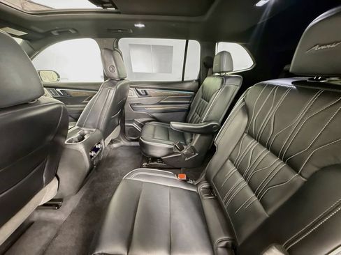 Used 2025 Buick Enclave Avenir w/ Trailering Package, 5000 lbs. AWD/4WD image 28