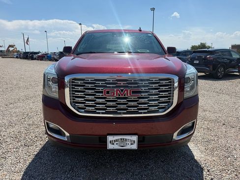 Used 2020 GMC Yukon XL Denali AWD/4WD image 3