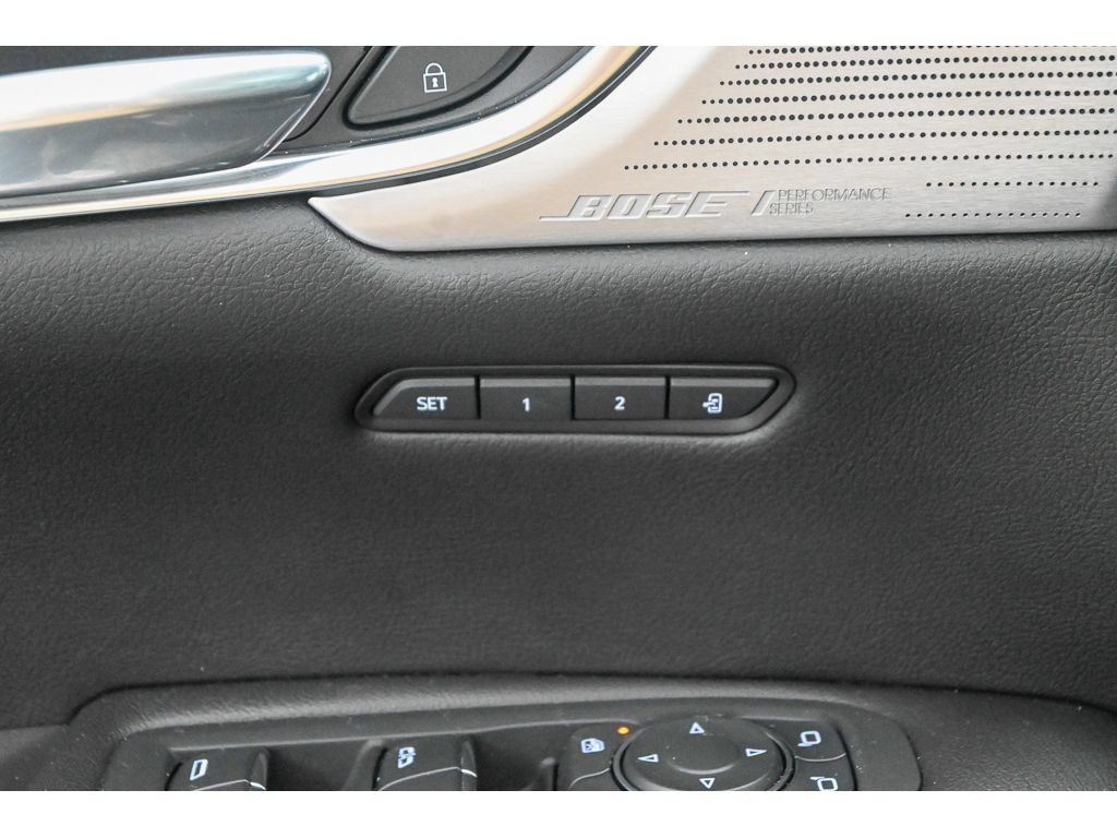 Used 2023 Cadillac XT5 Premium Luxury FWD image 31