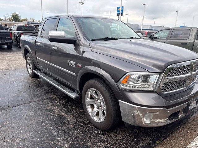 Used 2016 RAM 1500 Laramie w/ Convenience Group AWD/4WD image 2