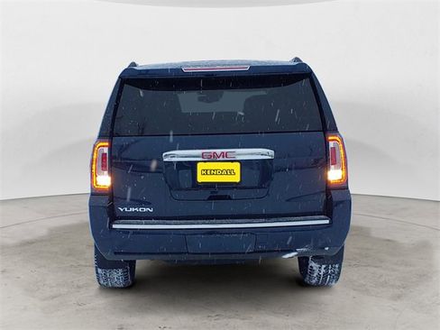 Used 2020 GMC Yukon Denali image 4