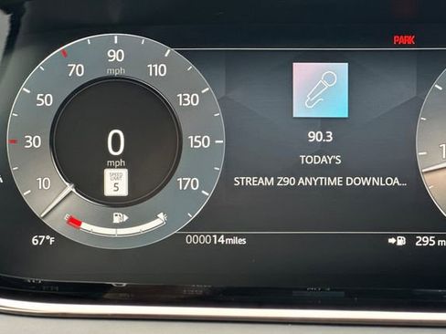 New 2026 Land Rover Range Rover Evoque Dynamic SE image 27