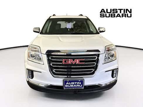 Used 2017 GMC Terrain SLT w/ Driver Alert Package I FWD image 2