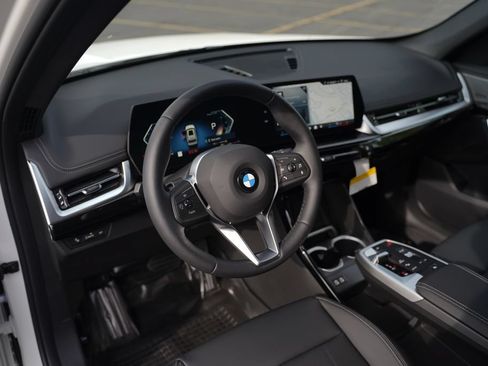 New 2026 BMW X1 xDrive28i w/ Convenience Package AWD/4WD image 9