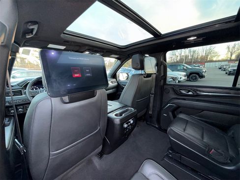 Used 2023 GMC Yukon XL Denali image 26
