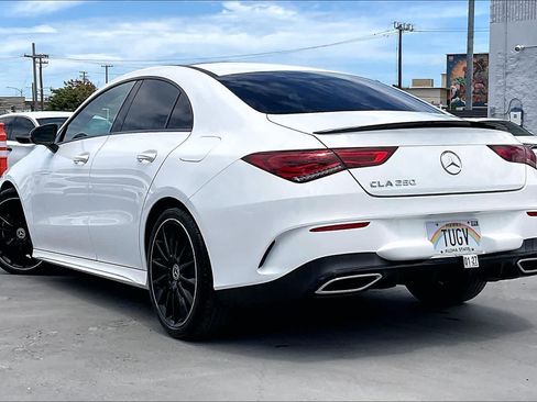 Used 2020 Mercedes-Benz CLA 250 image 4