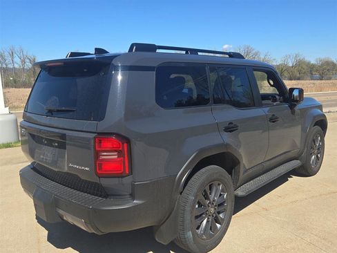 Used 2024 Toyota Land Cruiser image 13