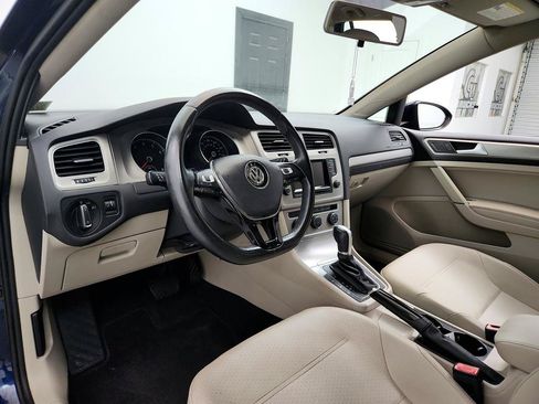 Used 2015 Volkswagen Golf S FWD image 13